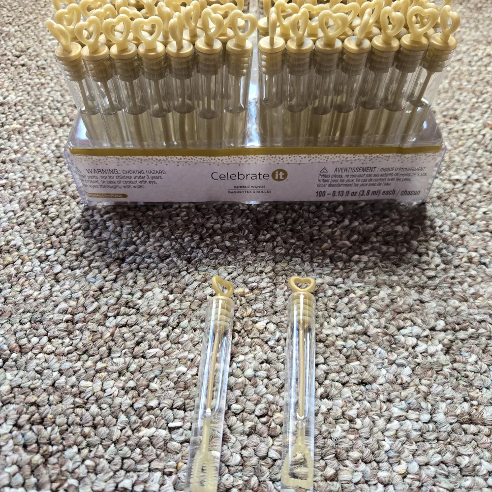 Celebrate It Gold Heart Bubble Tubes